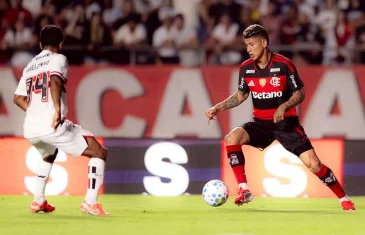 Flamengo sai na frente, mas acaba derrotado pelo São Paulo na estreia do Brasileirão