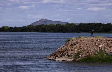 Rio São Francisco ultrapassa cota de alerta e gera preocupação em cidades ribeirinhas