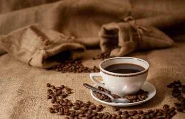 Alta do preço do café derruba o consumo no Brasil em 2025