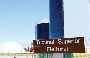 Relator no TSE vota para rejeitar pedido de cassação do senador Jorge Seif