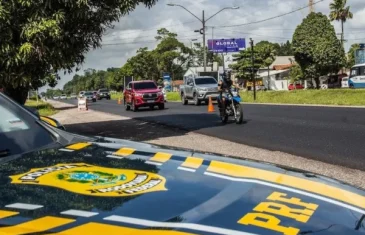 Colisão entre van e caminhão deixa cinco mortos em Planaltina