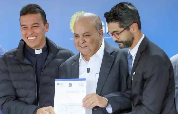 GDF alcança 600 escrituras entregues à entidades religiosas e sociais