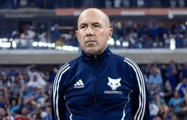 Flamengo fecha contrato com o técnico Leonardo Jardim até 2027