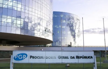 PGR pede arquivamento de inquérito sobre joias dadas a Bolsonaro