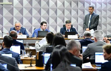 CPMI do INSS convoca ex-diretores do Master, cunhado e ex-noiva de Vorcaro