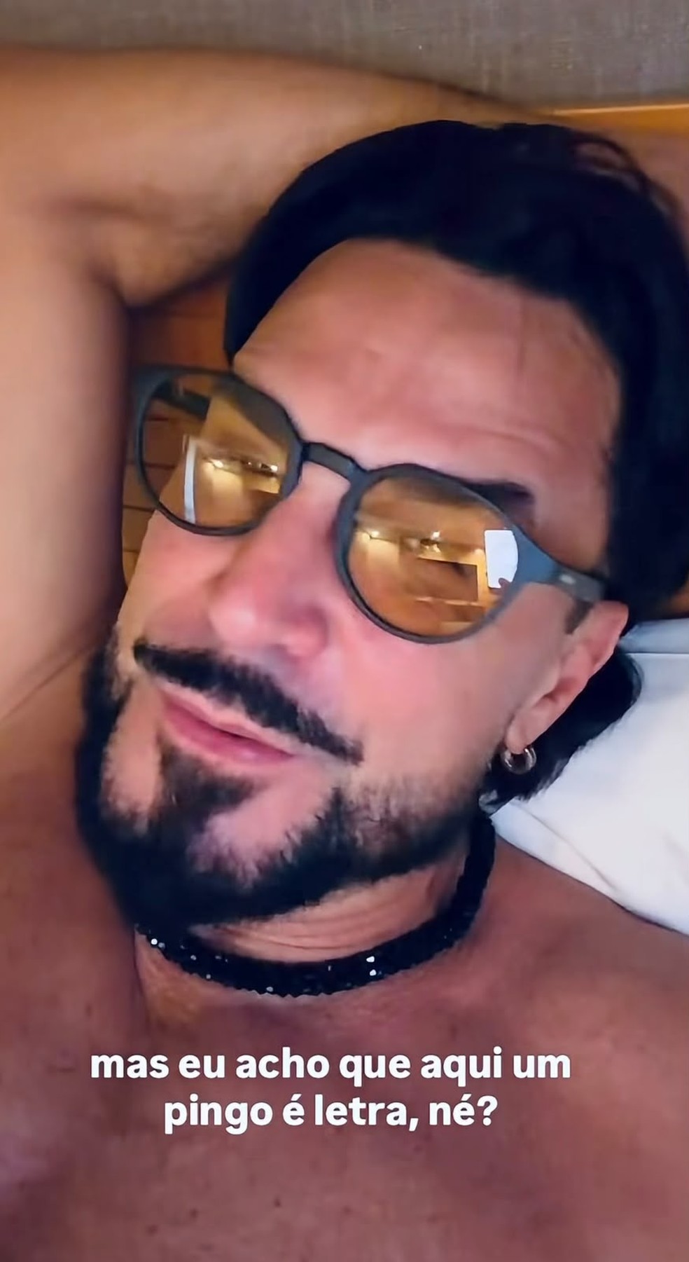 Cantor Latino divulga músicas com supostas indiretas para a ex — Foto: Reprodução